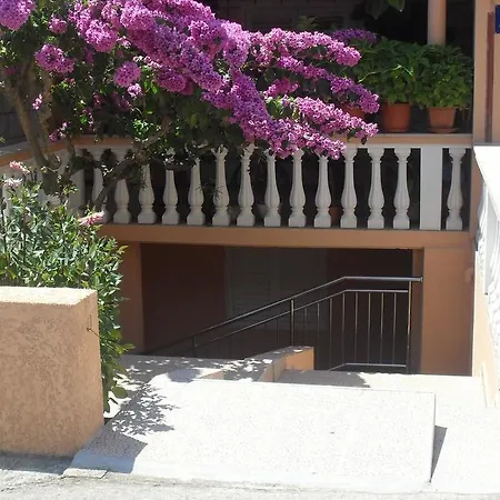 11216b Apartment Zavalatica