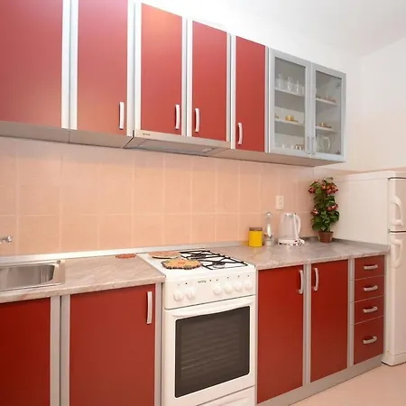 11216b Apartment